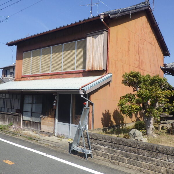 静岡県周智郡森町K様邸の解体工事着工前の建物外観